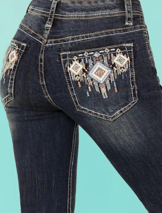 Jeans poches brodés " Motifs indien"