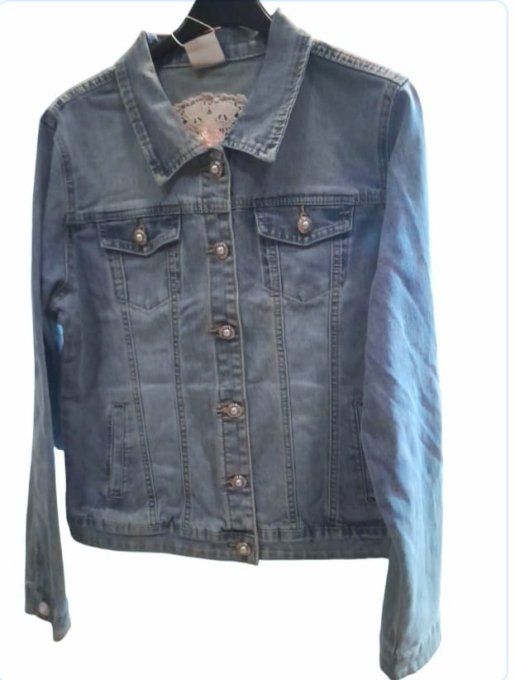 Veste en jeans brodés " Dream catcher "